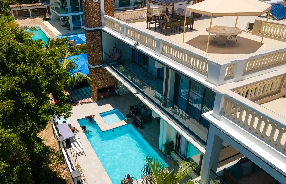 Ocean Villa Luxury 9BR Beachfront in Diani Beach